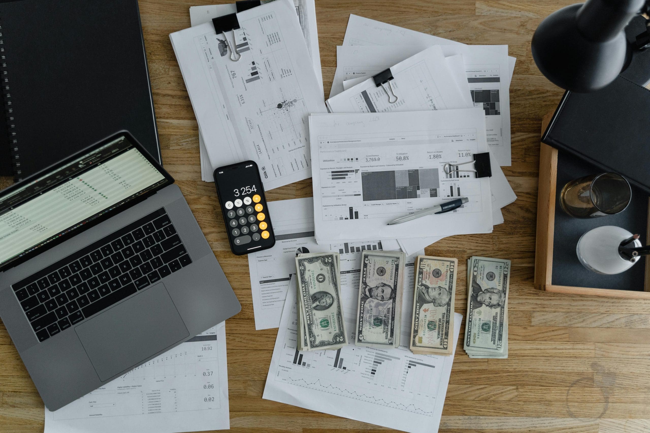 Common Year-End Payroll Mistakes and How Payroll Services Can Help