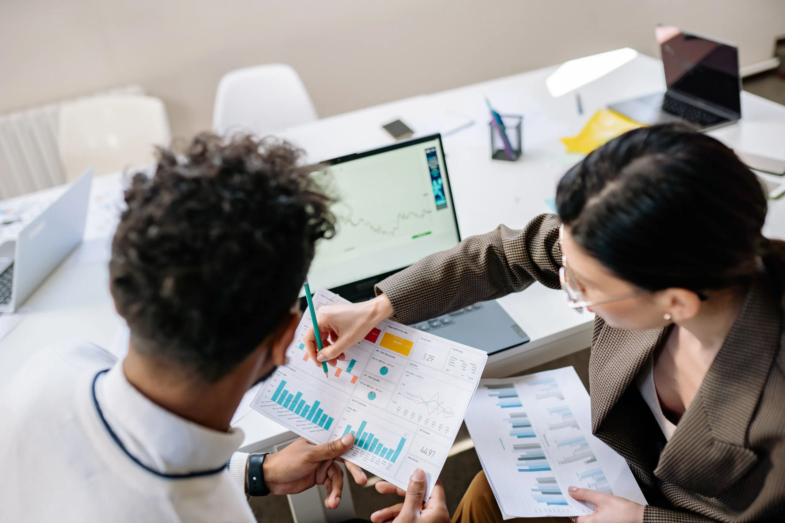 Fractional CFO Services Near You: Software vs. Fractional CFO