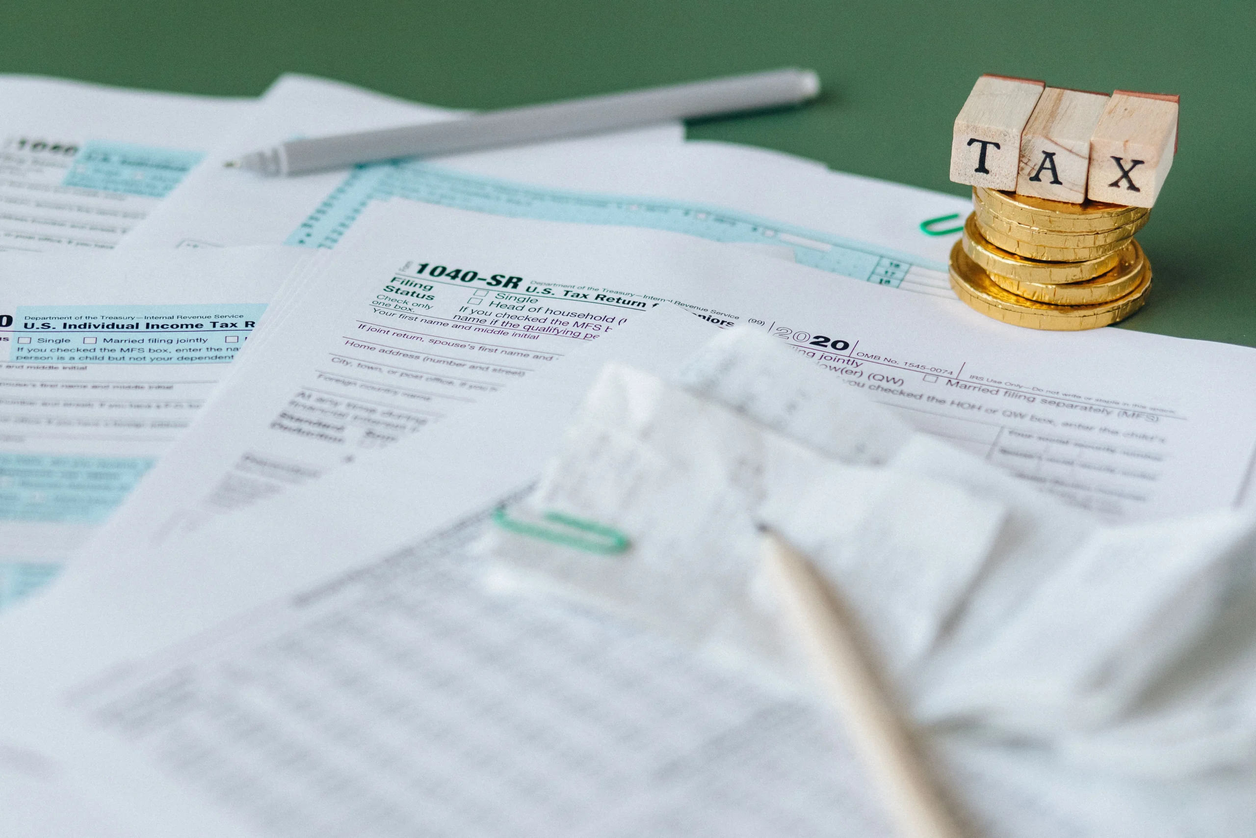 Handling Q3 Revenue Spikes With a Tax Service for Small Business
